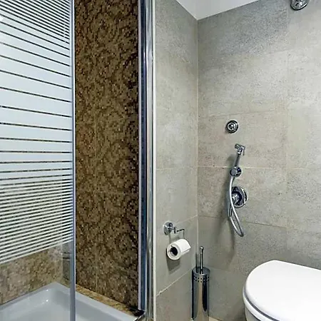 Borgo Santa Lucia 4*