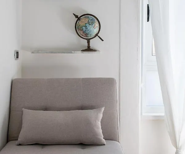 Borgo Santa Lucia 나폴리