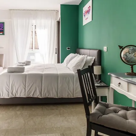 Borgo Santa Lucia Naples